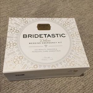 Bridetastic - Wedding Emergency Kit!